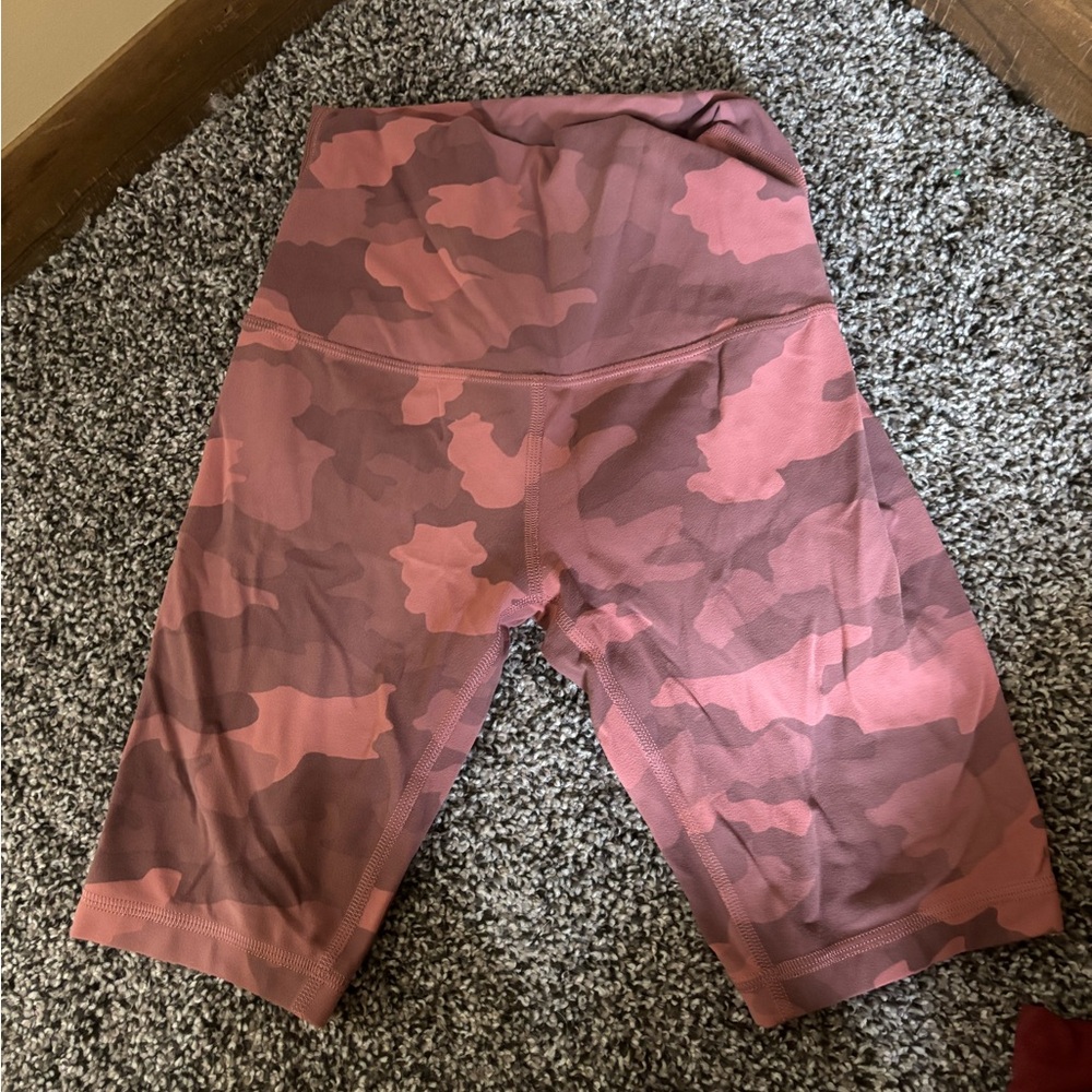 lululemon align shorts